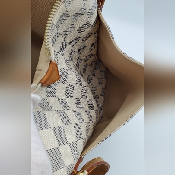 ๐ SOLD ๐ Louis Vuitton Totally PM in Damier Azur - Picture 15 of 17